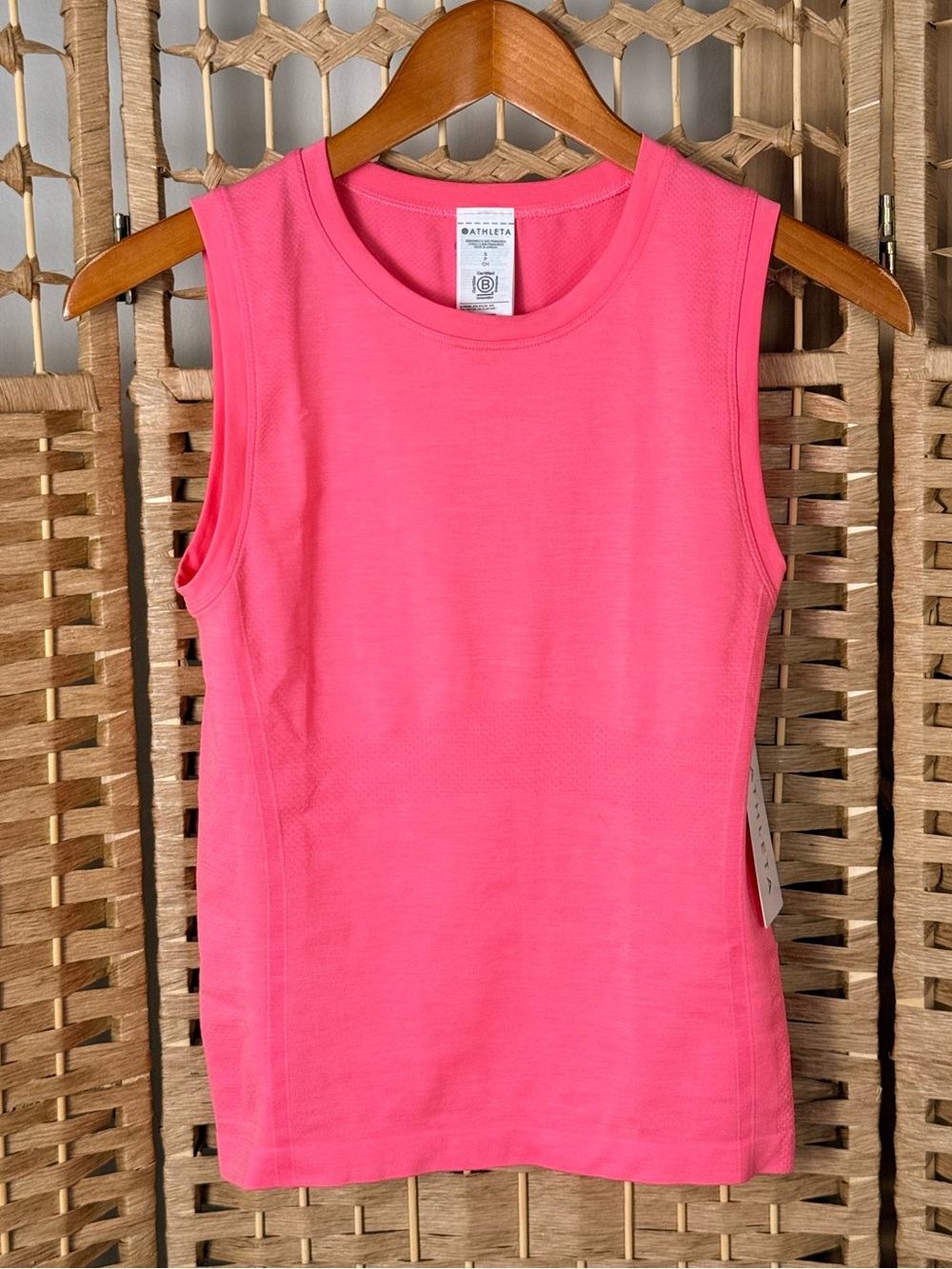 NWT Athleta Momentum Flex Tank in Cerise Heather Size Small - Picture 3 of 9